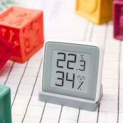 Термометр-гигрометр Xiaomi с экраном на E-Ink. Цена 8.99$