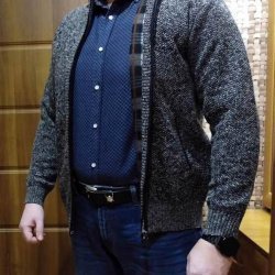 Теплый мужской кардиган на молнии